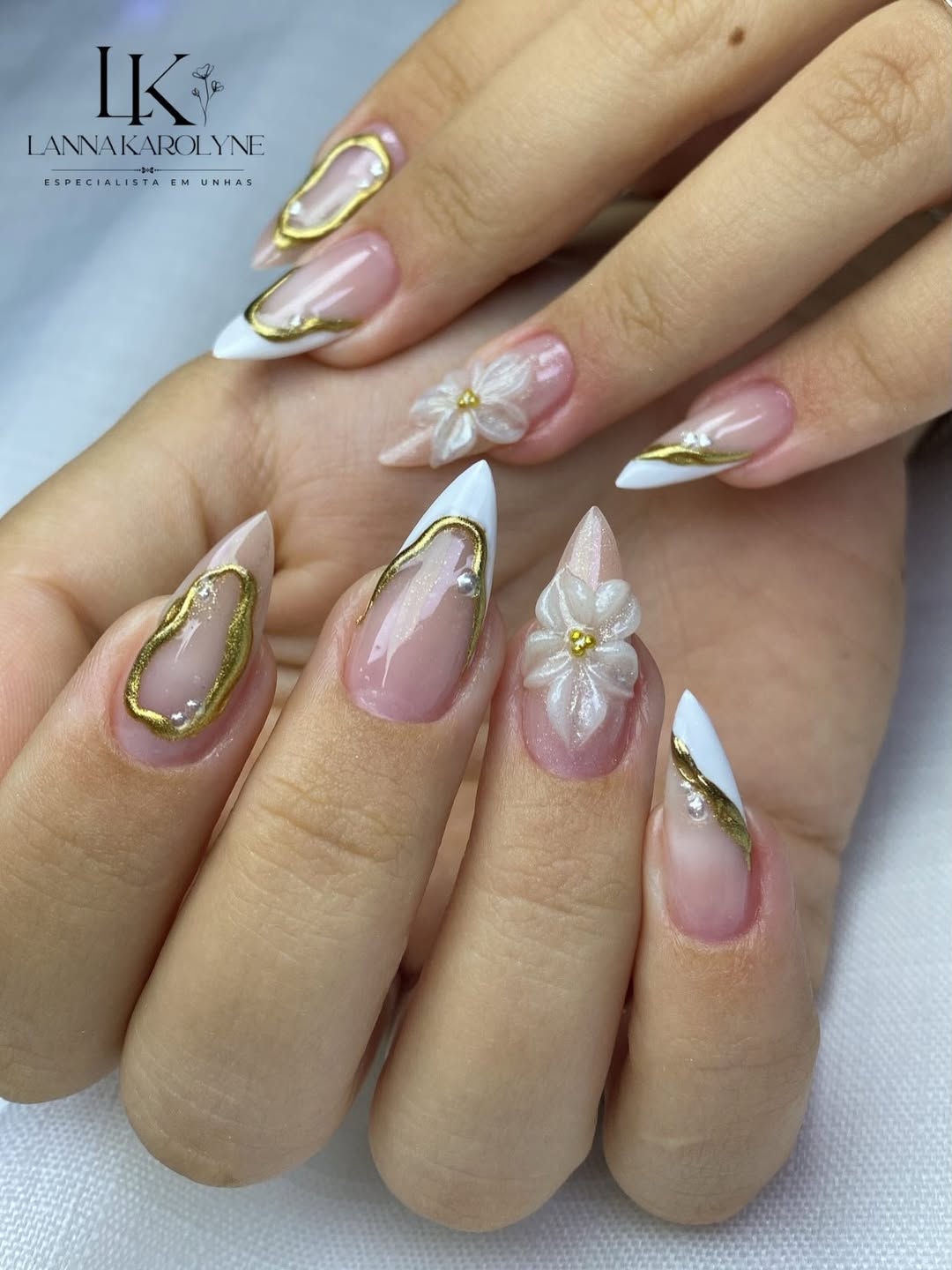 Stiletto nails — nail designer Aparecida de Goiânia